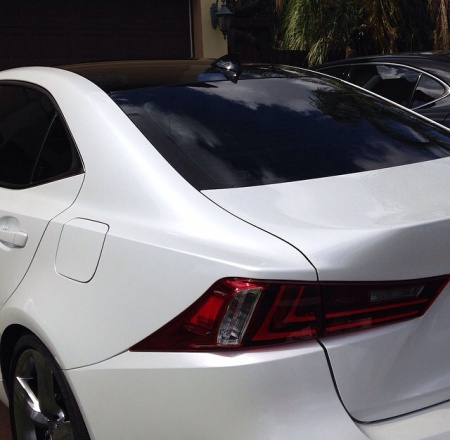 Виниловая автопленка  Gloss White G01 – Глянцевый белый LA0850001